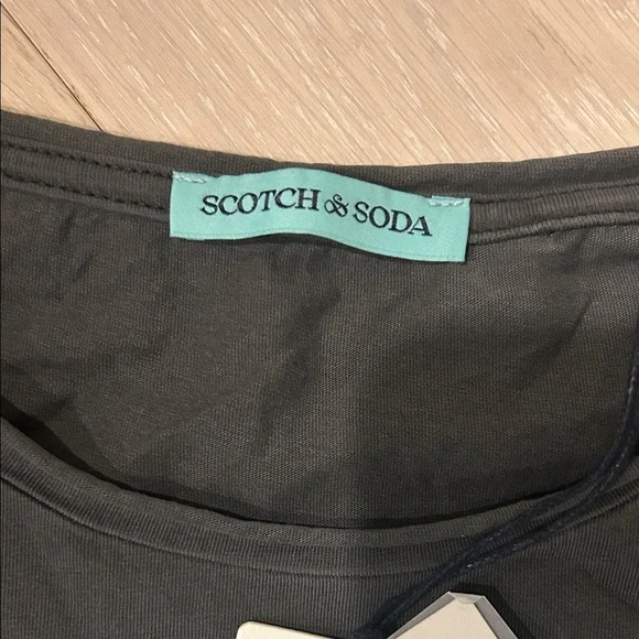 Scotch & Soda Black Short Sleeve Crew Tee with Tag - Picture 4 of 5